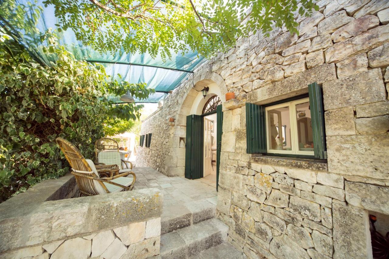 Trulli Girasoli E Viole Βίλα Cocolicchio Εξωτερικό φωτογραφία