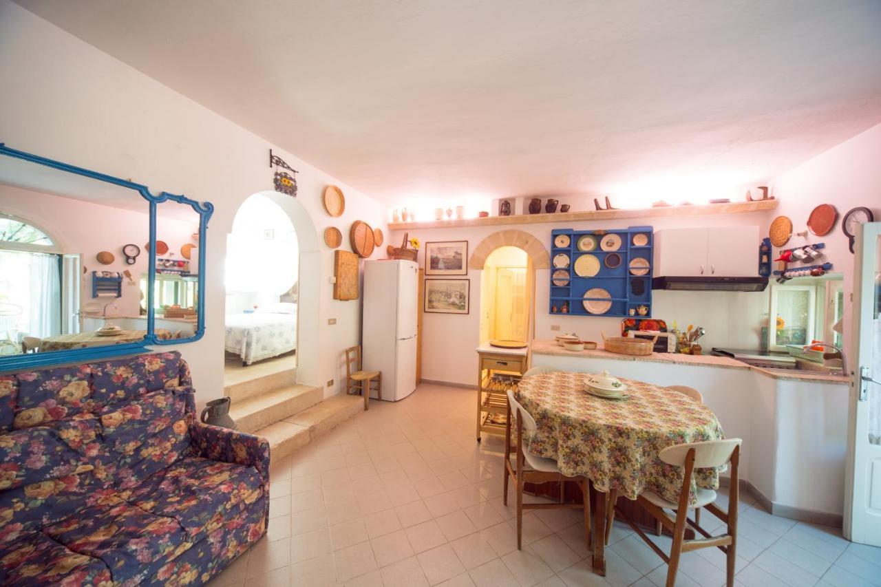 Trulli Girasoli E Viole Βίλα Cocolicchio Δωμάτιο φωτογραφία